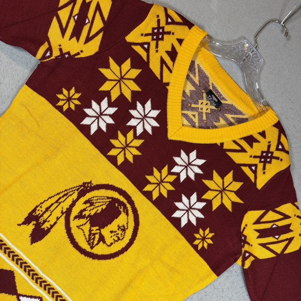 Washington Redskins NFL Team Apparel Women XLarge Sweater Winter Fair Isle NEW